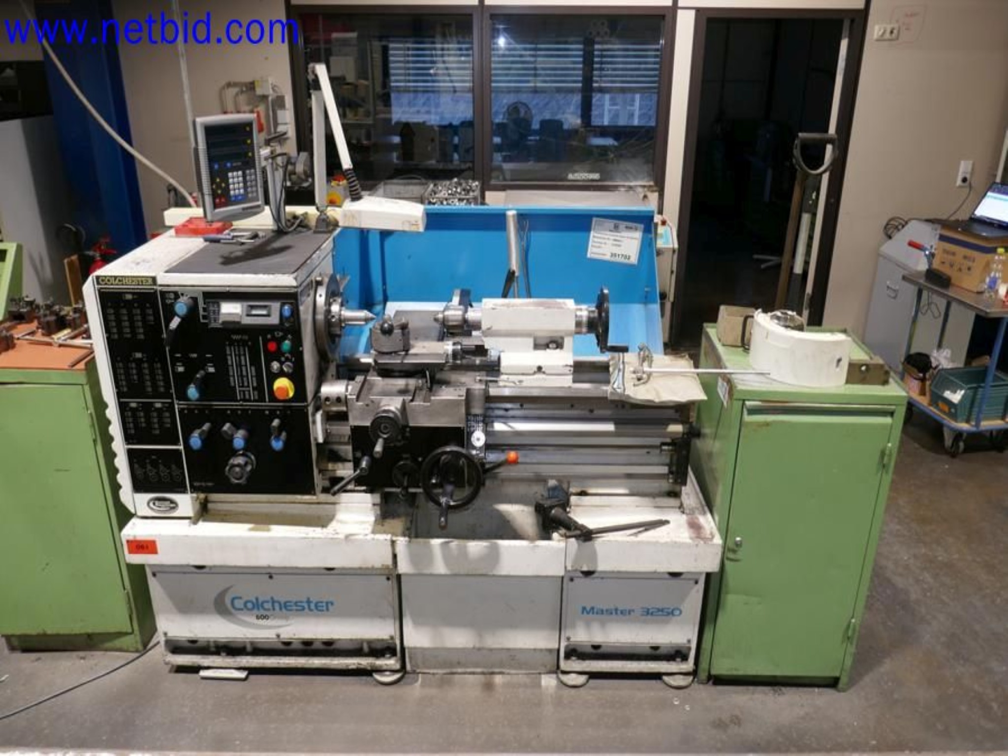 Machines from the toolmaking sector (CNC machining, grinding technology)-1