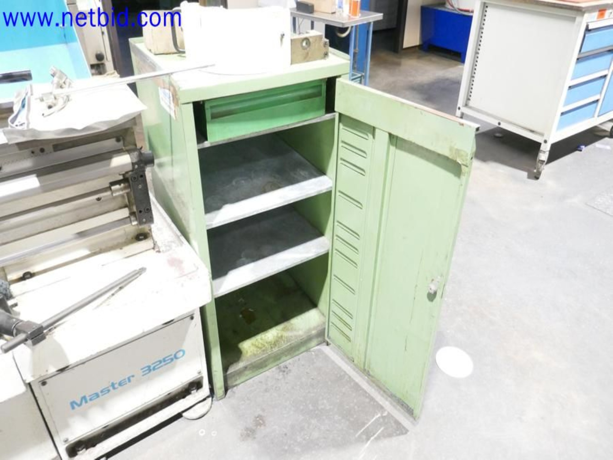 Machines from the toolmaking sector (CNC machining, grinding technology)-5