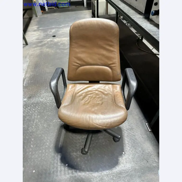 Machines from the toolmaking sector (CNC machining, grinding technology)-2