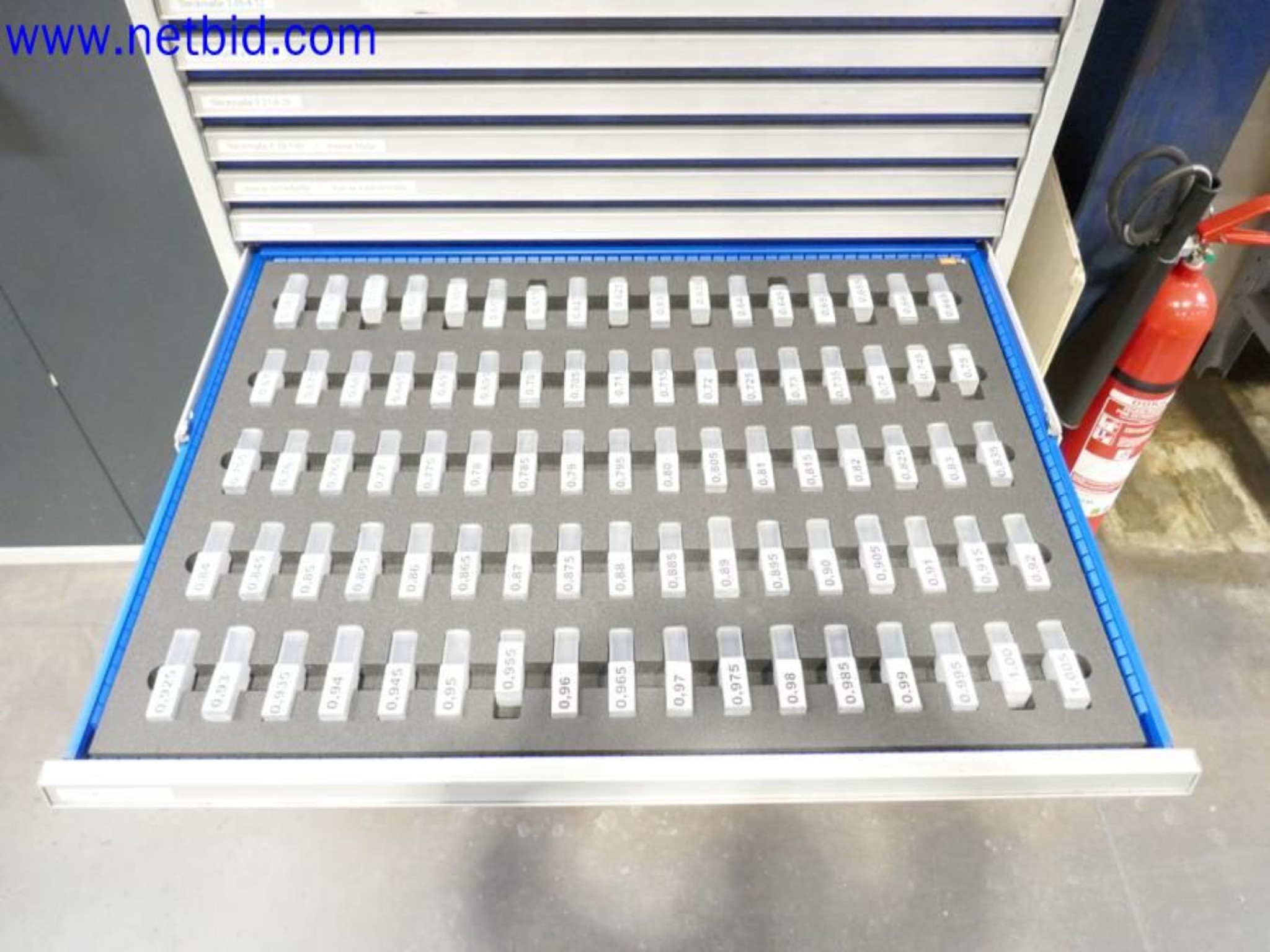 Machines from the toolmaking sector (CNC machining, grinding technology)-12