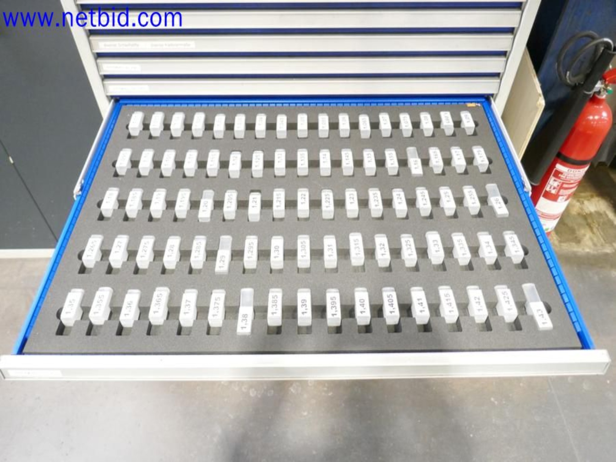 Machines from the toolmaking sector (CNC machining, grinding technology)-14