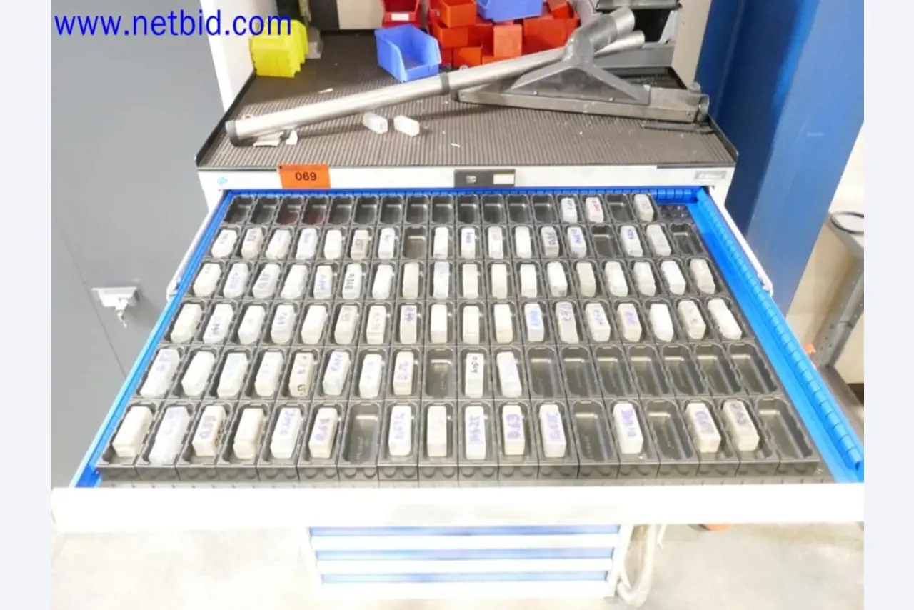 Machines from the toolmaking sector (CNC machining, grinding technology)-2