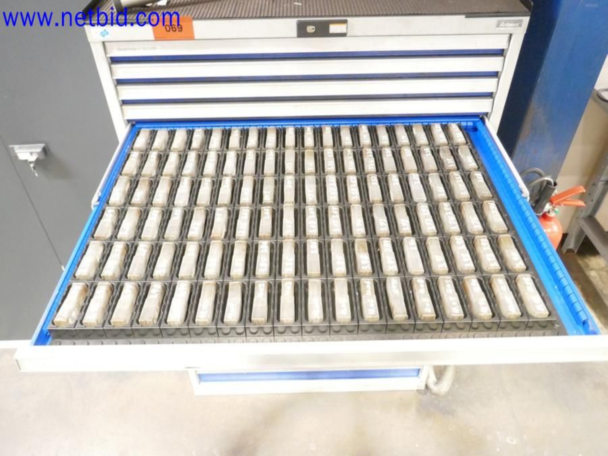 Machines from the toolmaking sector (CNC machining, grinding technology)-5