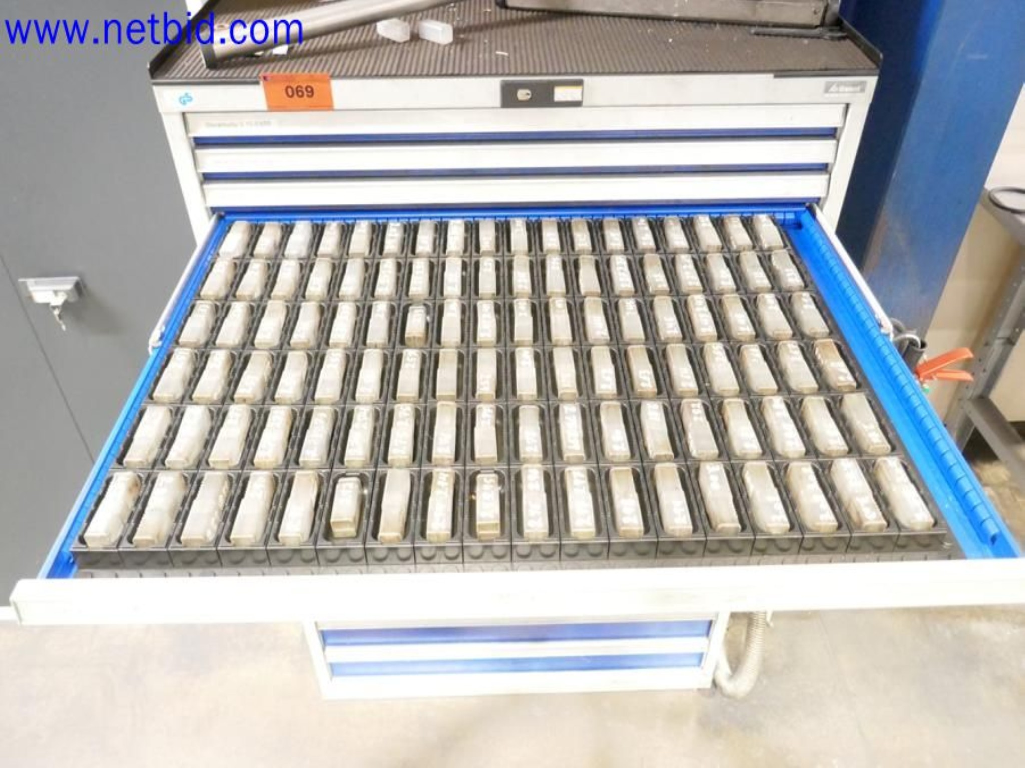 Machines from the toolmaking sector (CNC machining, grinding technology)-6