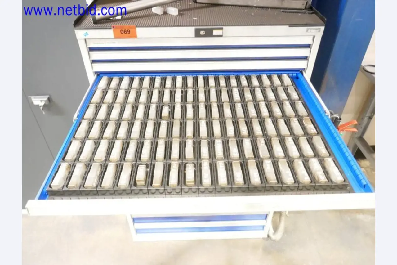 Machines from the toolmaking sector (CNC machining, grinding technology)-6