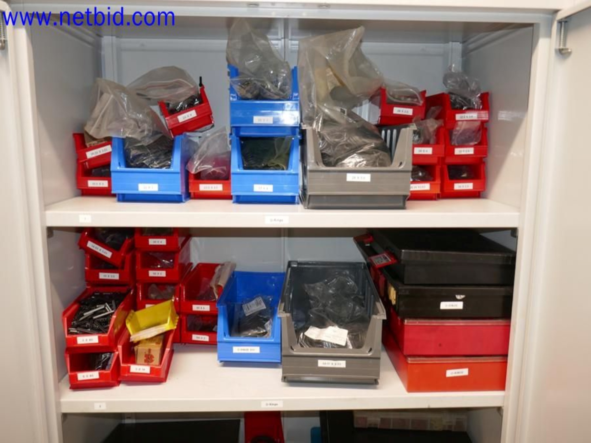 Machines from the toolmaking sector (CNC machining, grinding technology)-12