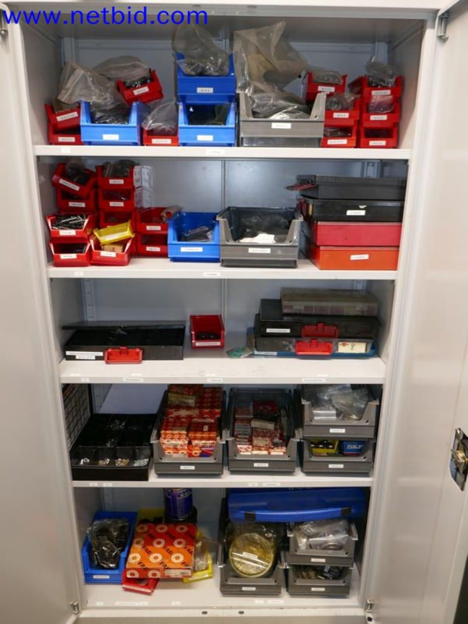 Machines from the toolmaking sector (CNC machining, grinding technology)-6