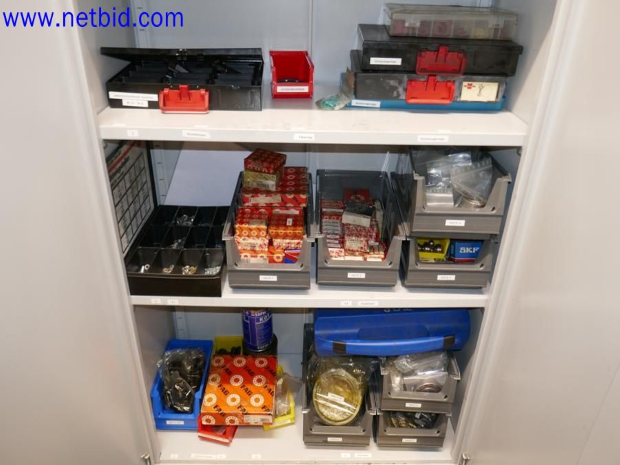 Machines from the toolmaking sector (CNC machining, grinding technology)-8