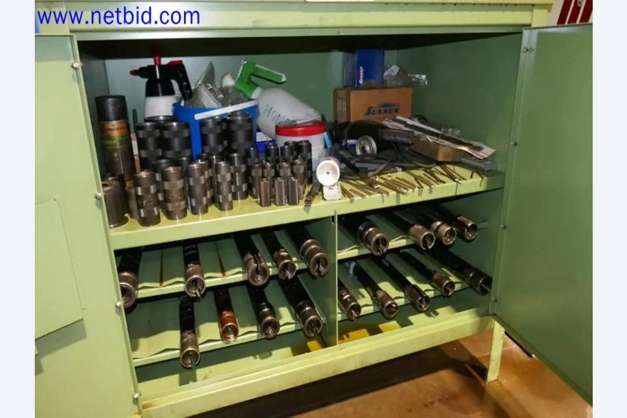 Machines from the toolmaking sector (CNC machining, grinding technology)-15