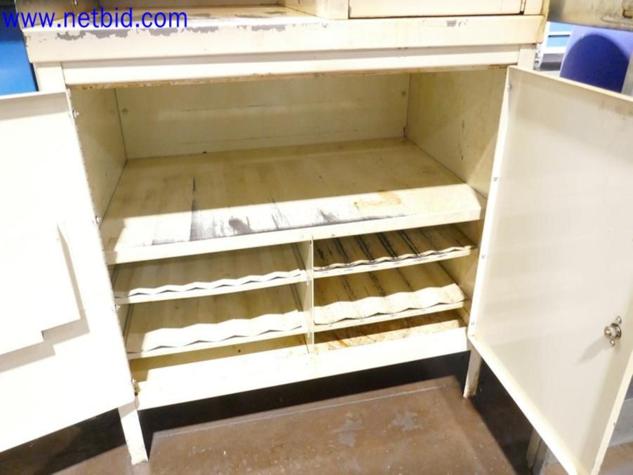 Machines from the toolmaking sector (CNC machining, grinding technology)-19