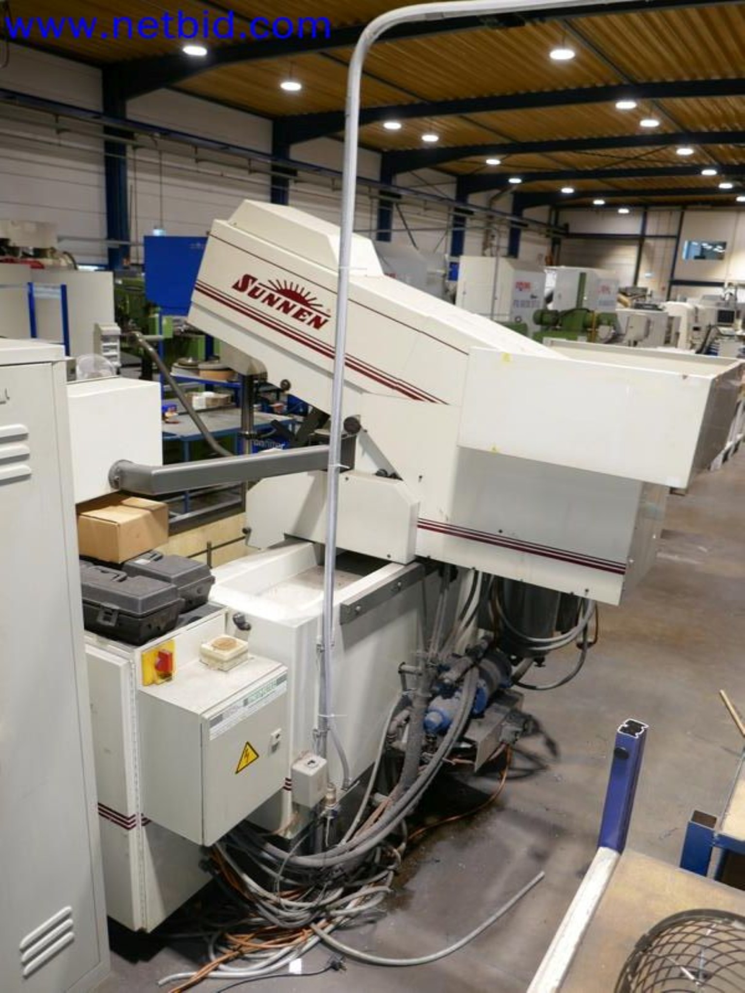 Machines from the toolmaking sector (CNC machining, grinding technology)-7