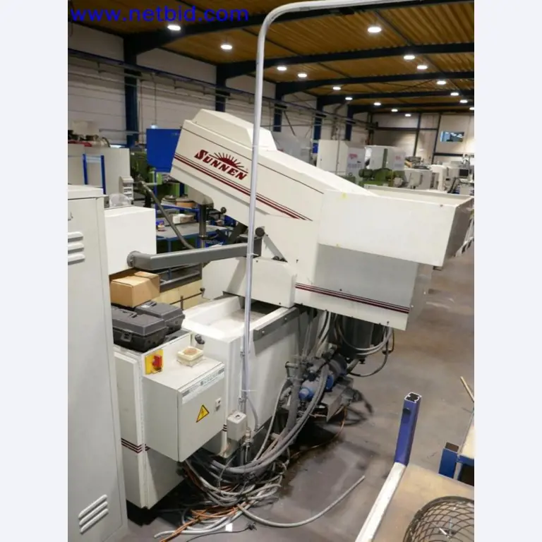 Machines from the toolmaking sector (CNC machining, grinding technology)-7