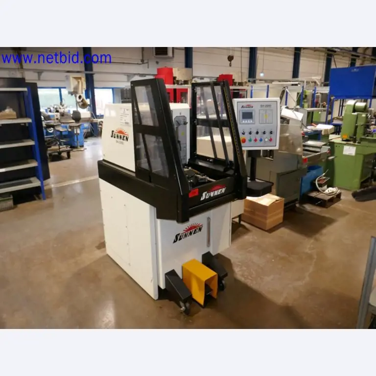 Machines from the toolmaking sector (CNC machining, grinding technology)-1