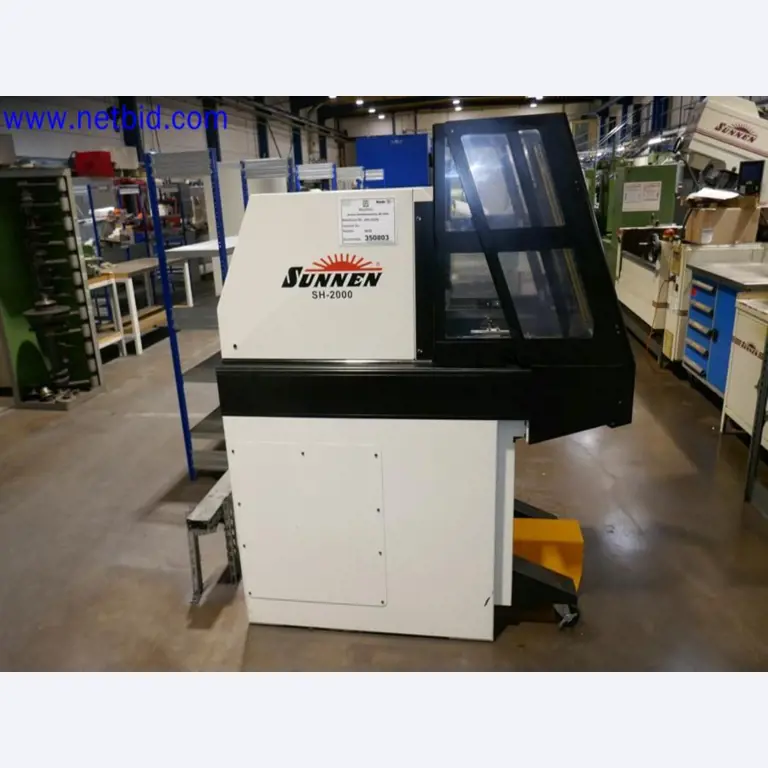 Machines from the toolmaking sector (CNC machining, grinding technology)-3