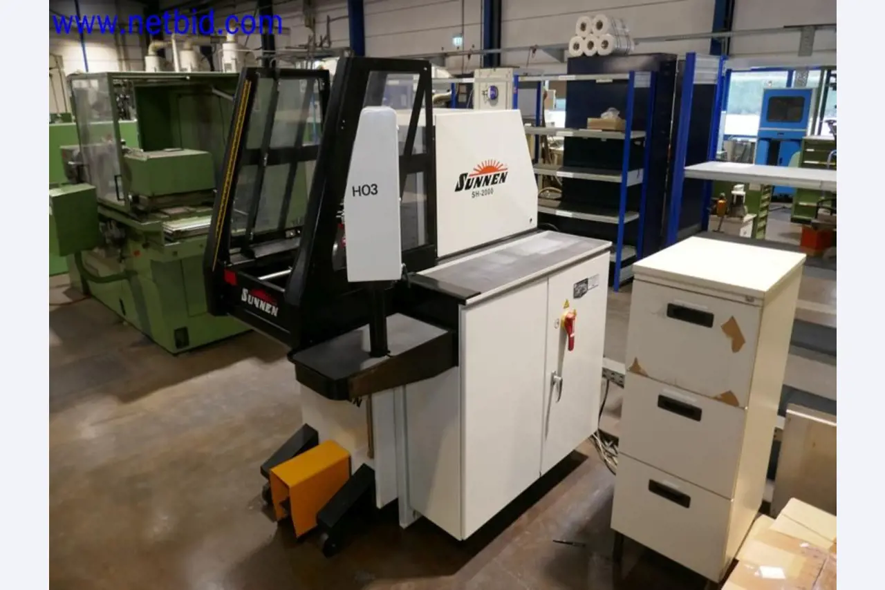 Machines from the toolmaking sector (CNC machining, grinding technology)-4