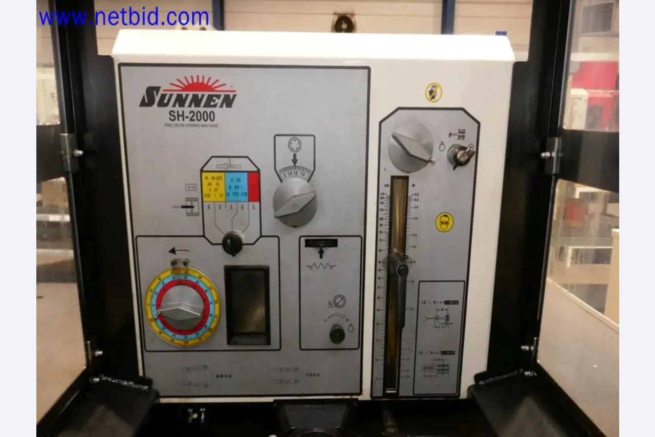 Machines from the toolmaking sector (CNC machining, grinding technology)-5