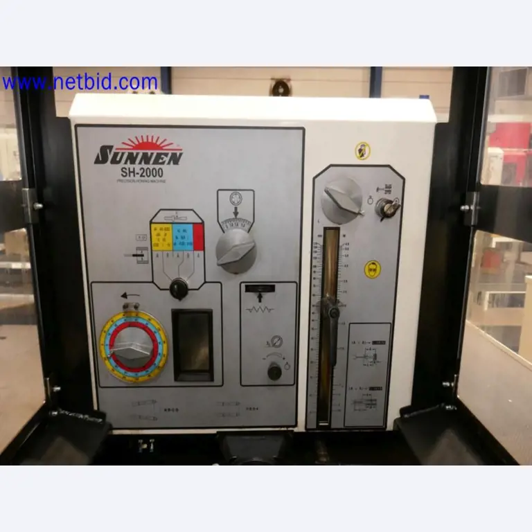 Machines from the toolmaking sector (CNC machining, grinding technology)-5