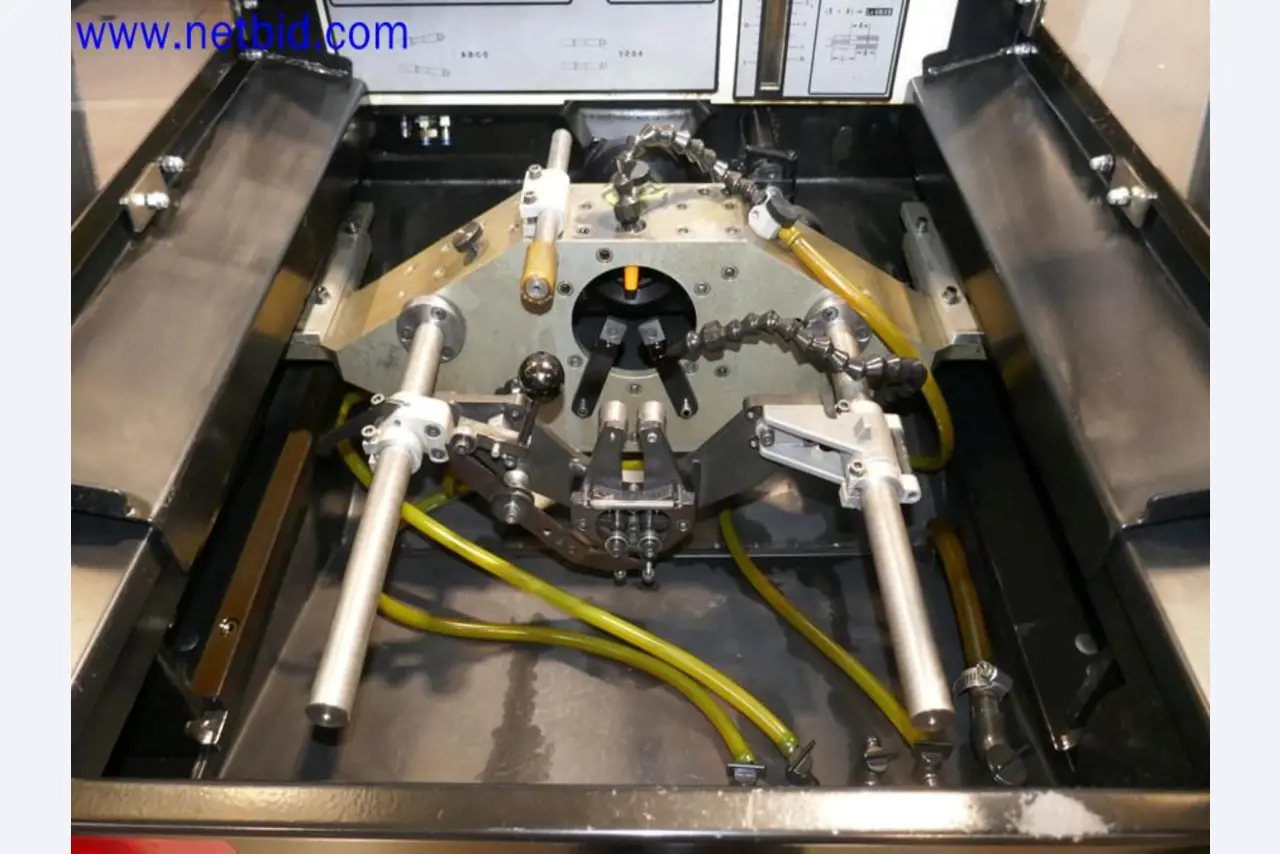 Machines from the toolmaking sector (CNC machining, grinding technology)-6