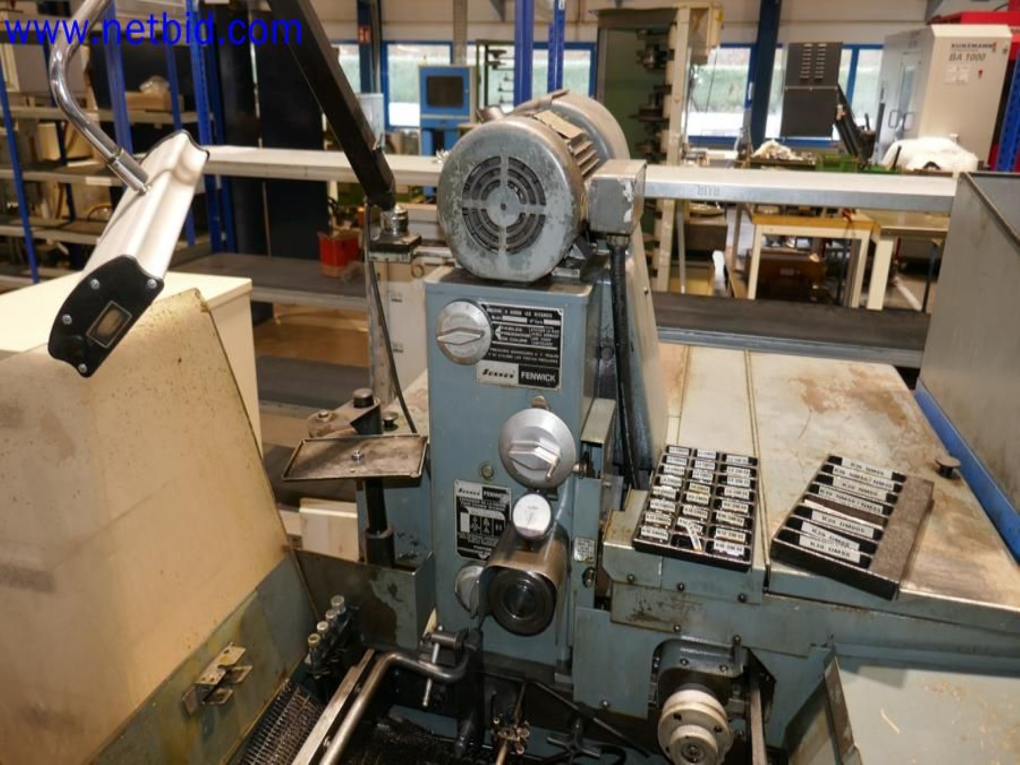 Machines from the toolmaking sector (CNC machining, grinding technology)-3