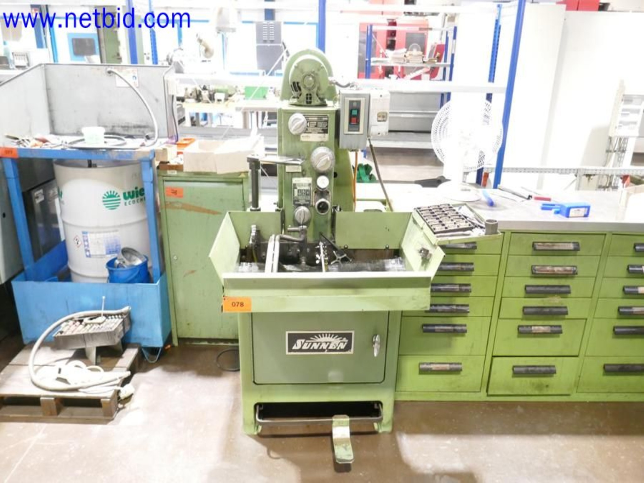 Machines from the toolmaking sector (CNC machining, grinding technology)-1