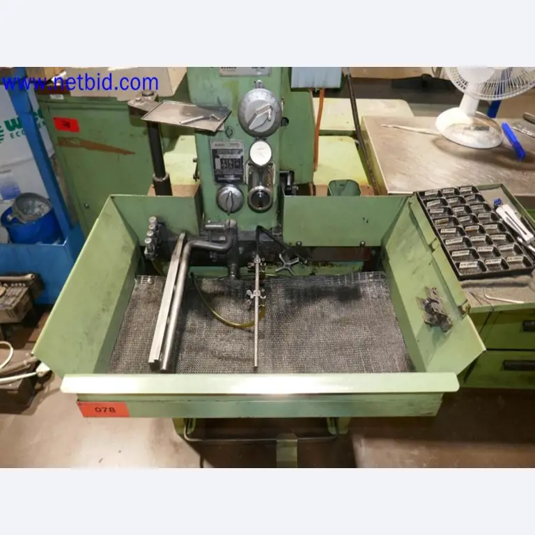 Machines from the toolmaking sector (CNC machining, grinding technology)-4