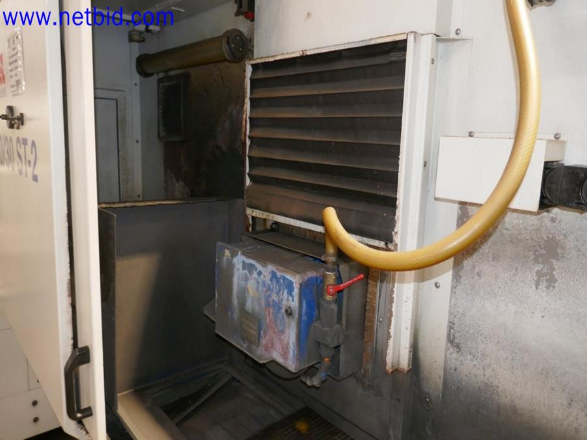 Machines from the toolmaking sector (CNC machining, grinding technology)-5