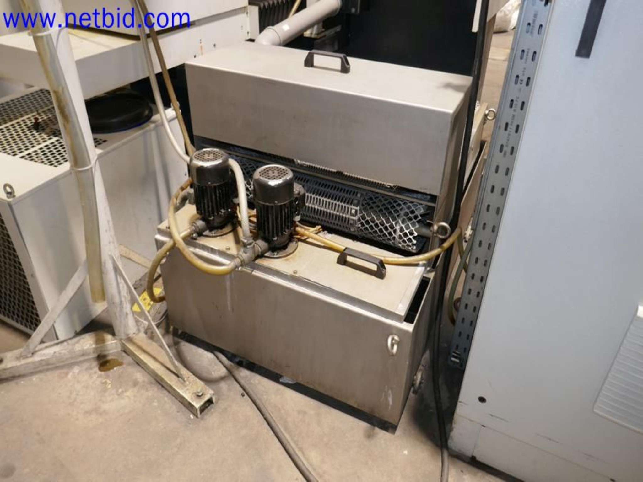 Machines from the toolmaking sector (CNC machining, grinding technology)-10