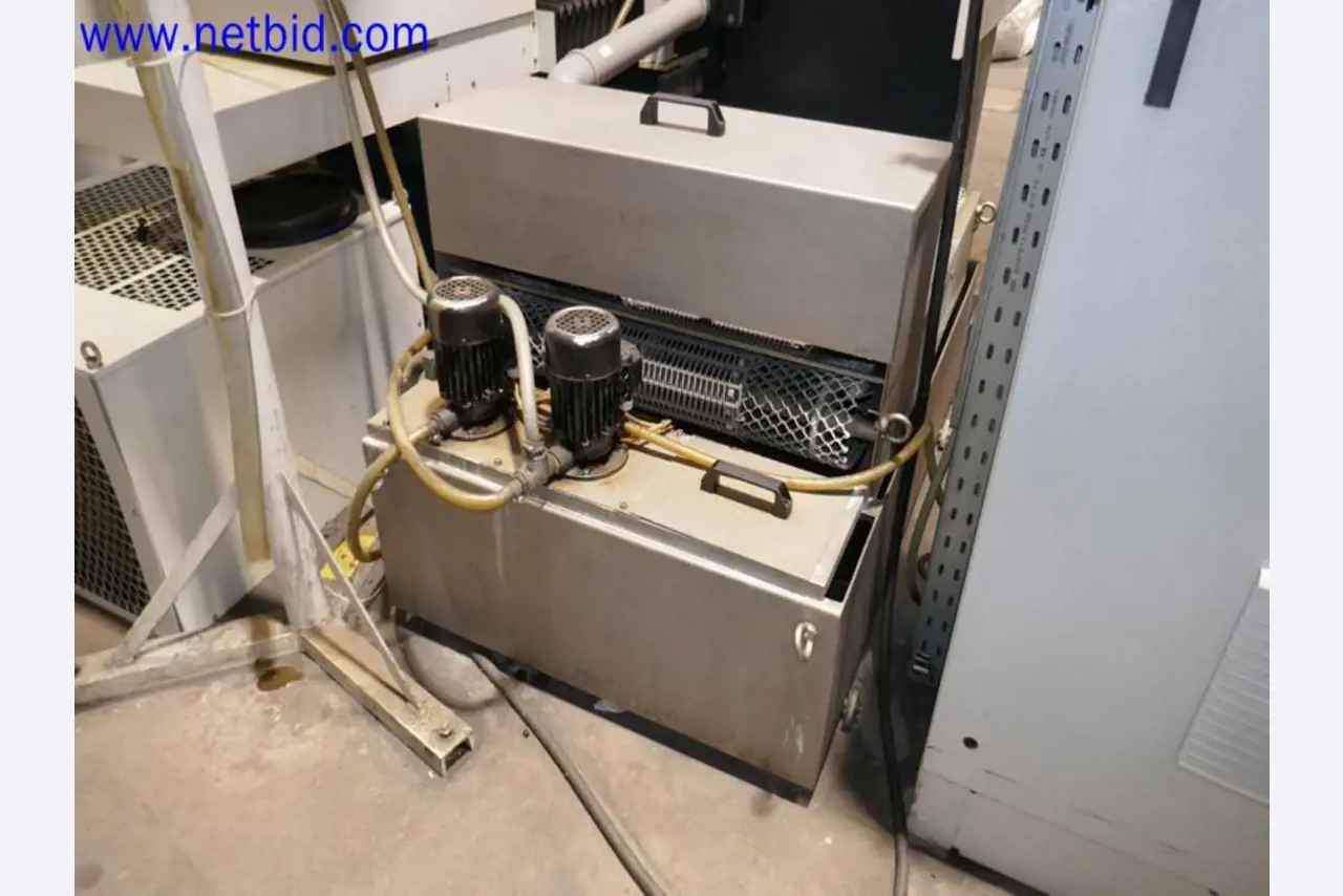 Machines from the toolmaking sector (CNC machining, grinding technology)-10