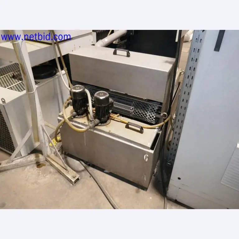 Machines from the toolmaking sector (CNC machining, grinding technology)-10