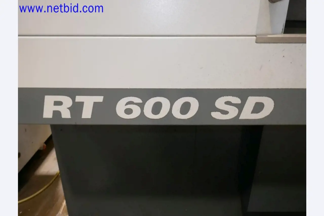 Machines from the toolmaking sector (CNC machining, grinding technology)-2