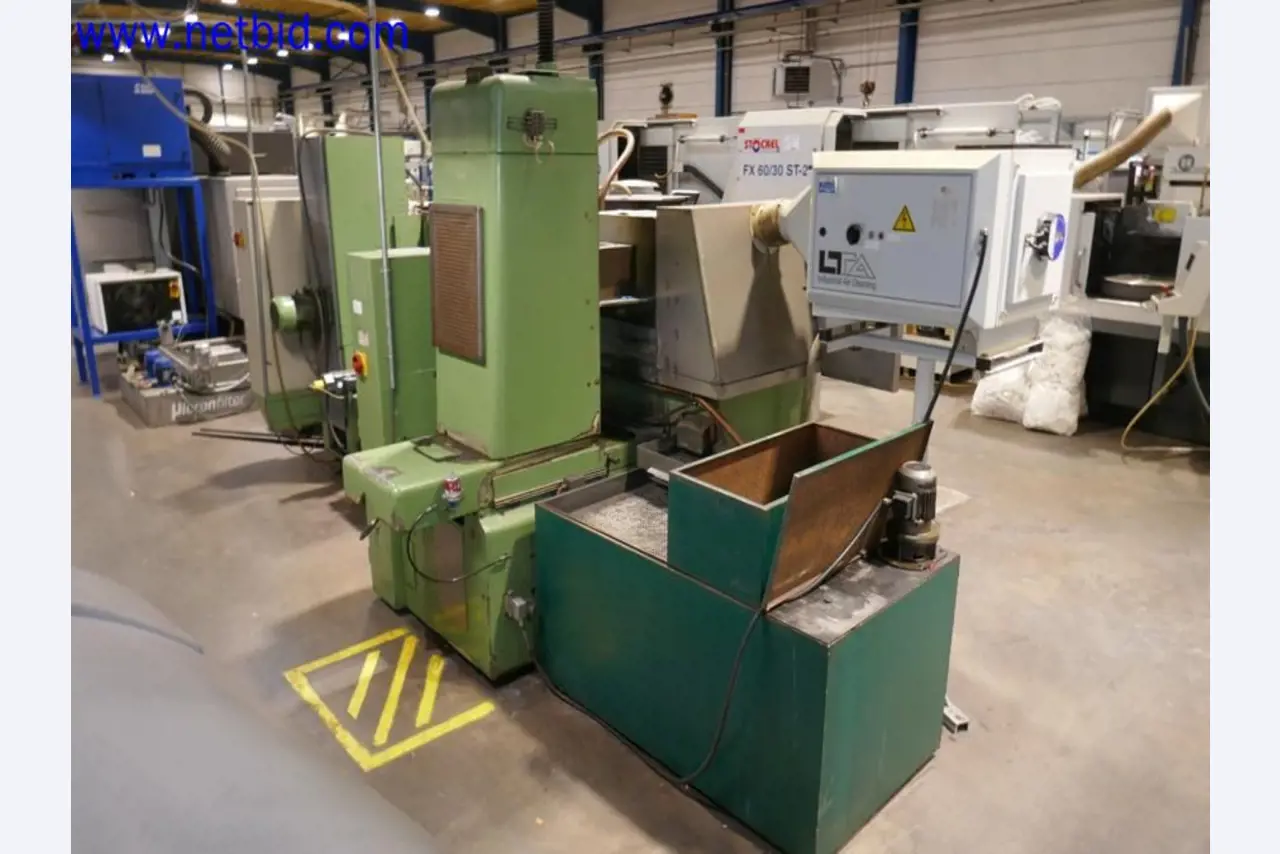 Machines from the toolmaking sector (CNC machining, grinding technology)-4