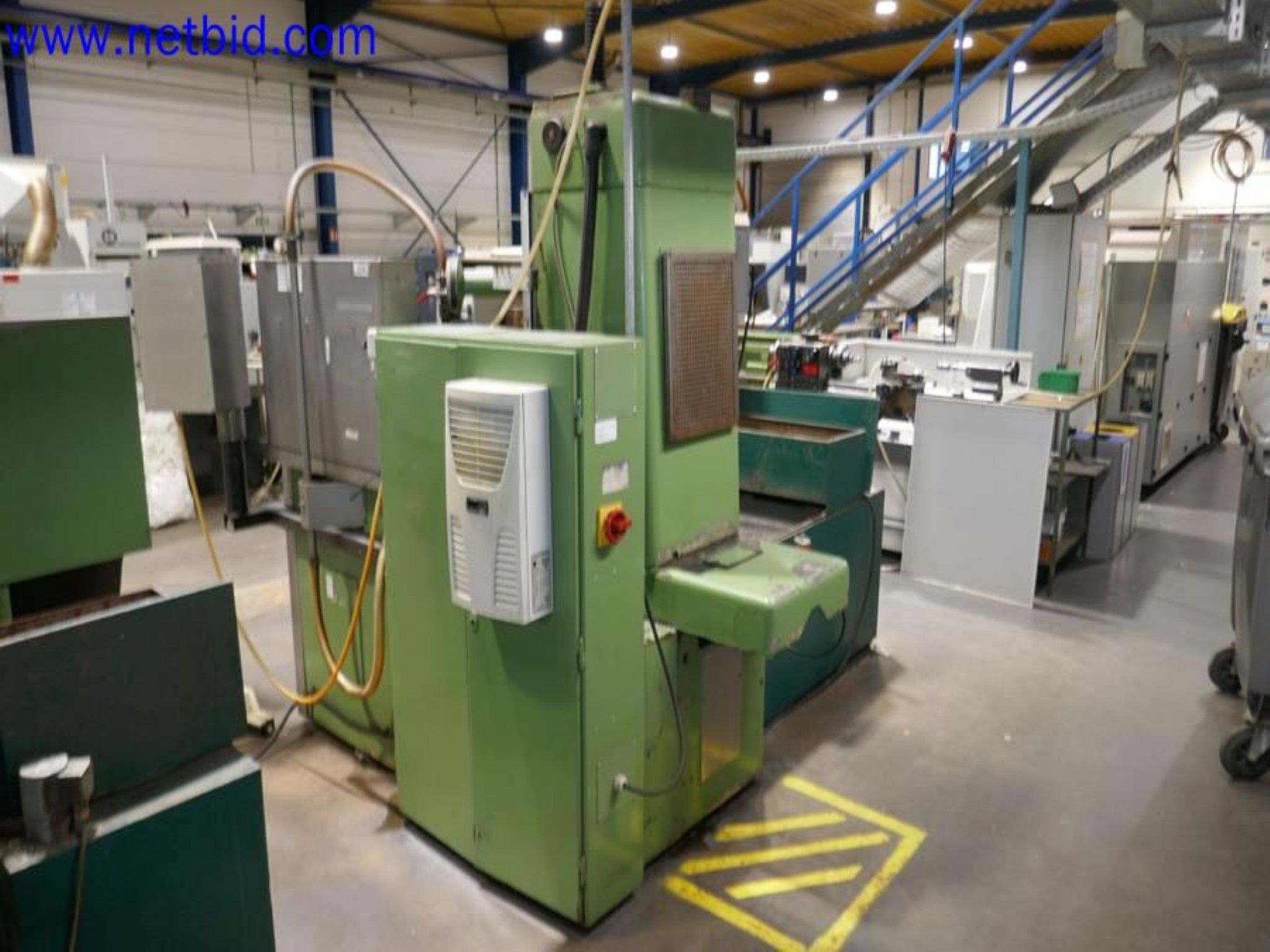 Machines from the toolmaking sector (CNC machining, grinding technology)-5