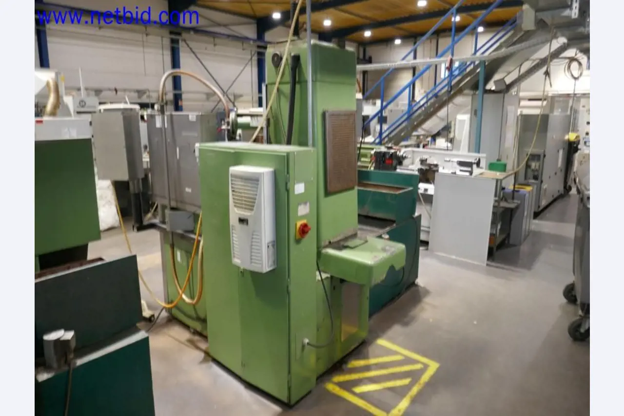 Machines from the toolmaking sector (CNC machining, grinding technology)-5