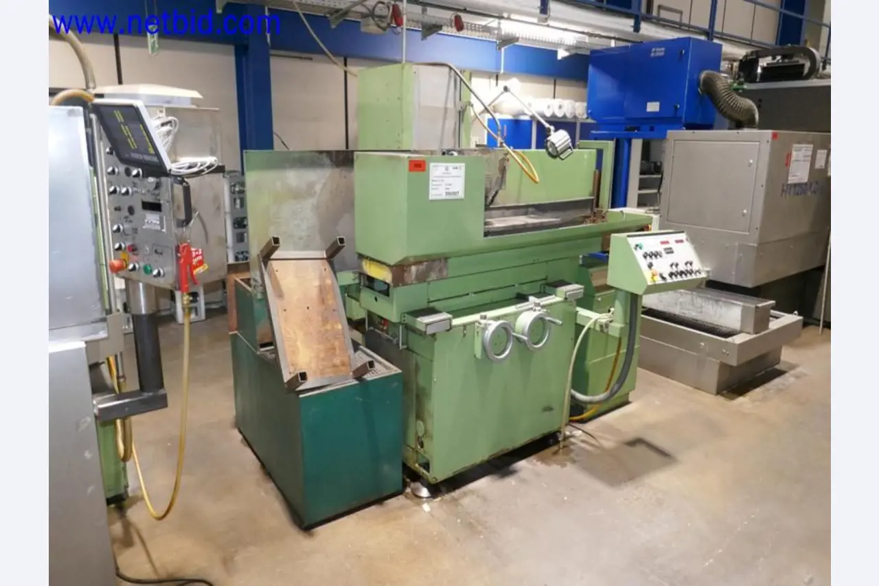 Machines from the toolmaking sector (CNC machining, grinding technology)-3