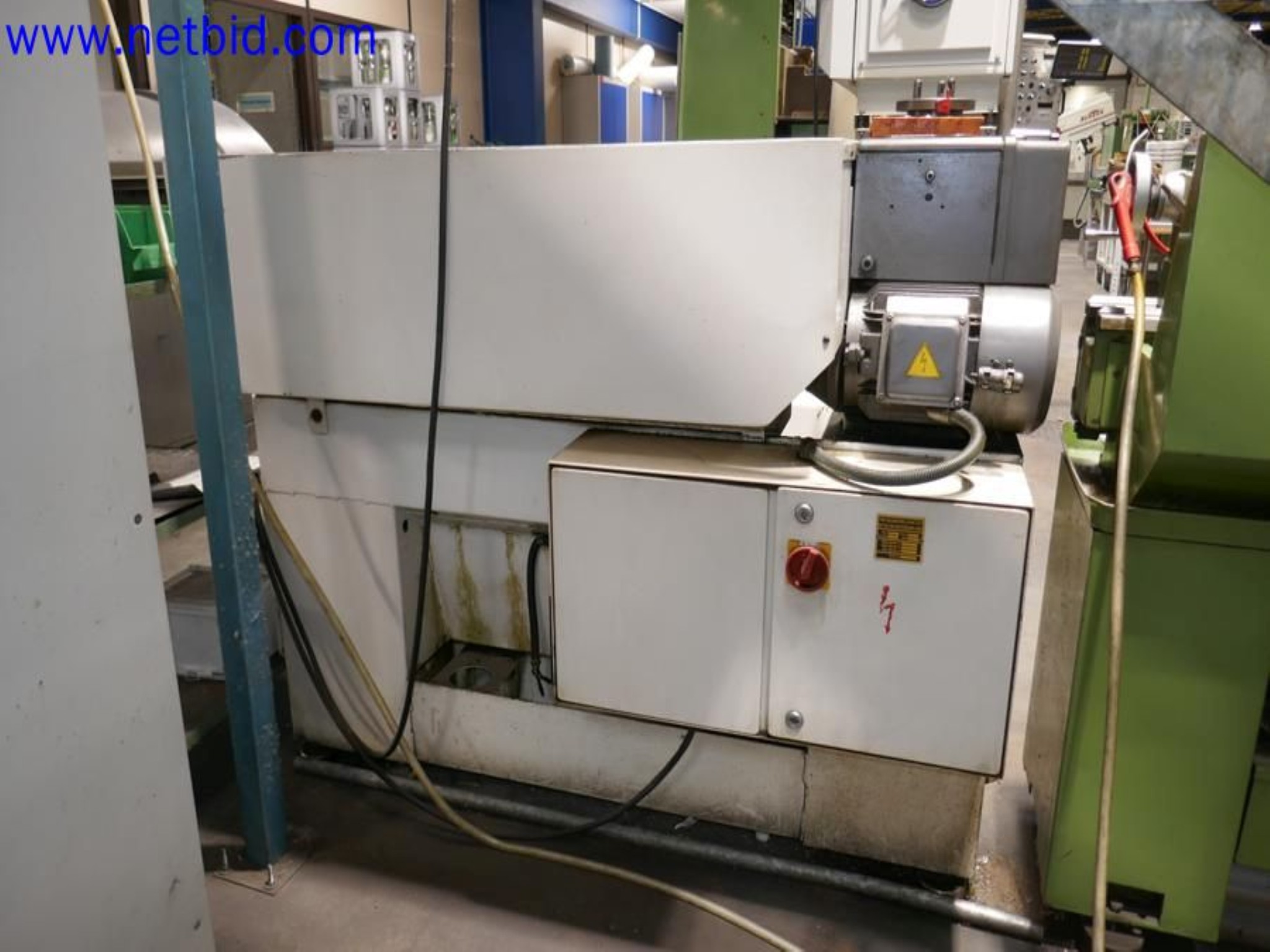 Machines from the toolmaking sector (CNC machining, grinding technology)-7