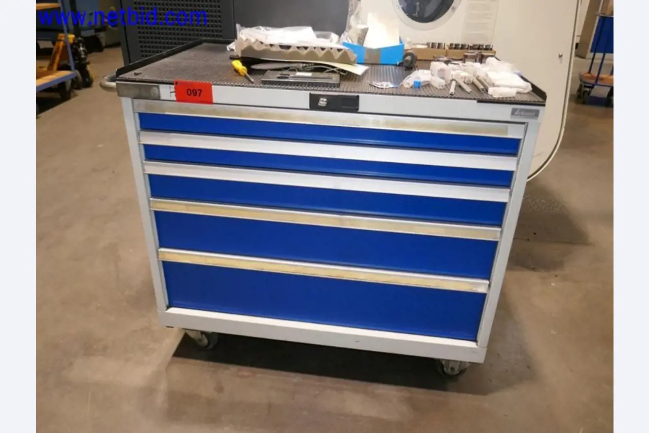 Machines from the toolmaking sector (CNC machining, grinding technology)-10