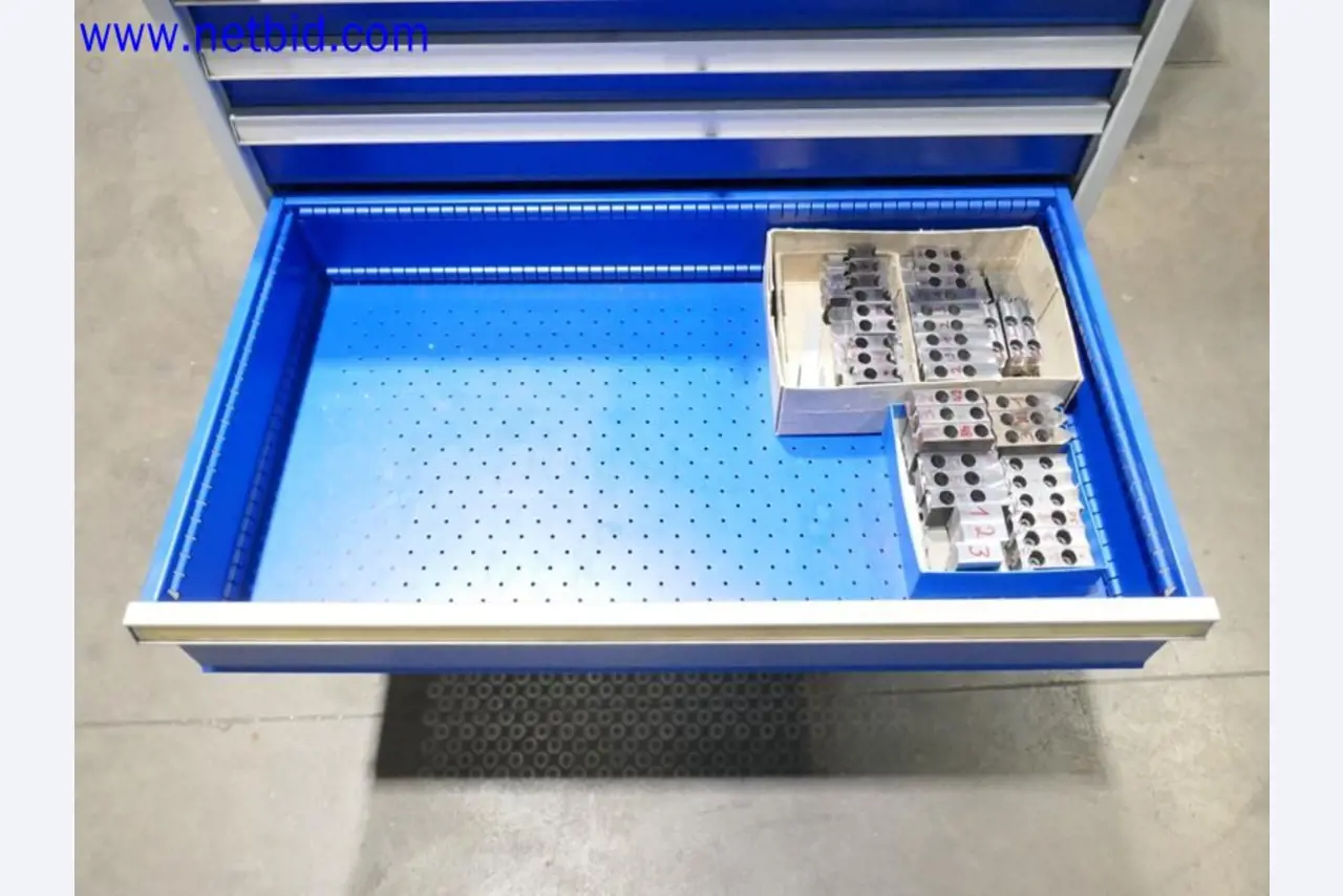 Machines from the toolmaking sector (CNC machining, grinding technology)-12