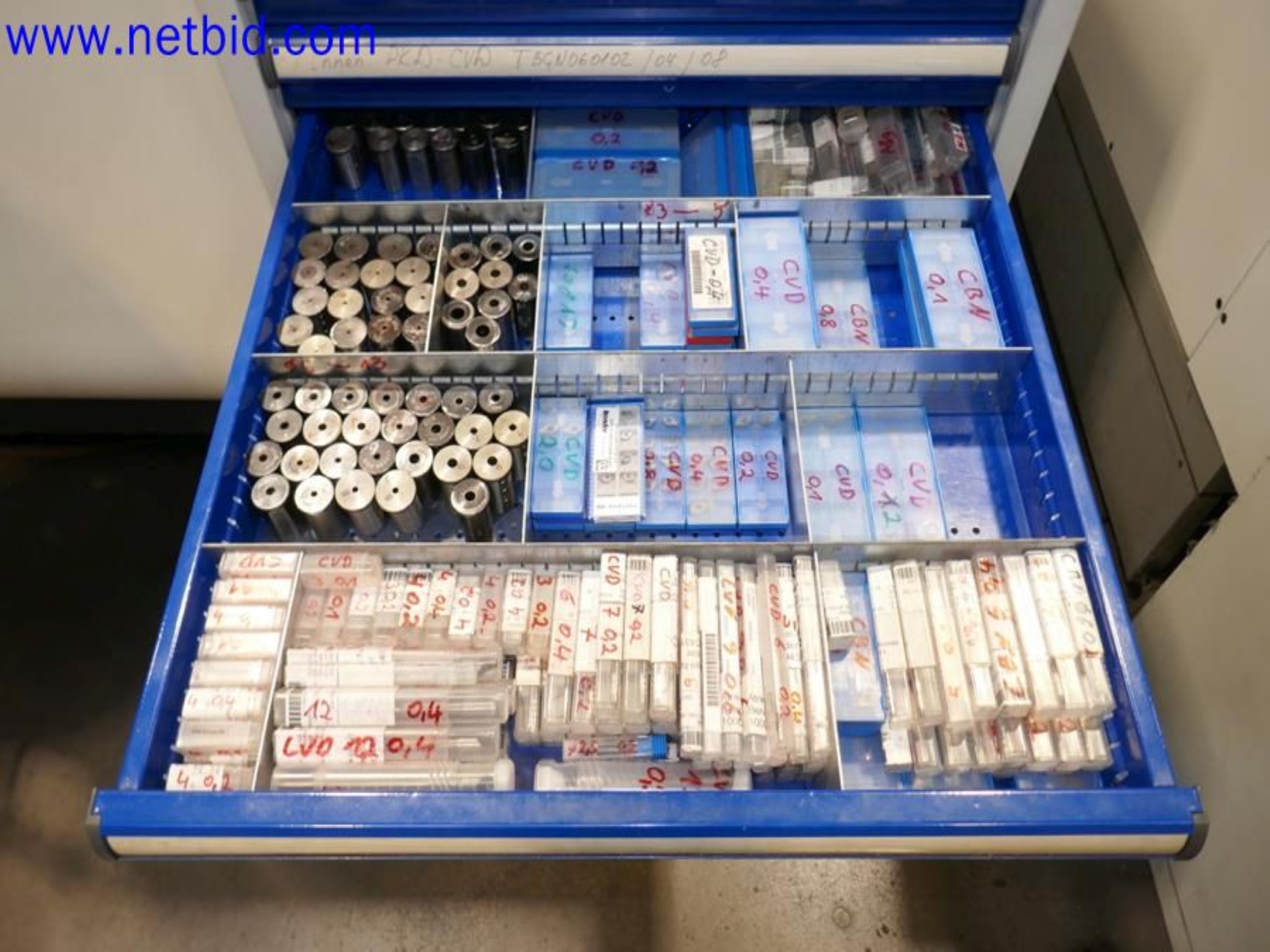 Machines from the toolmaking sector (CNC machining, grinding technology)-3