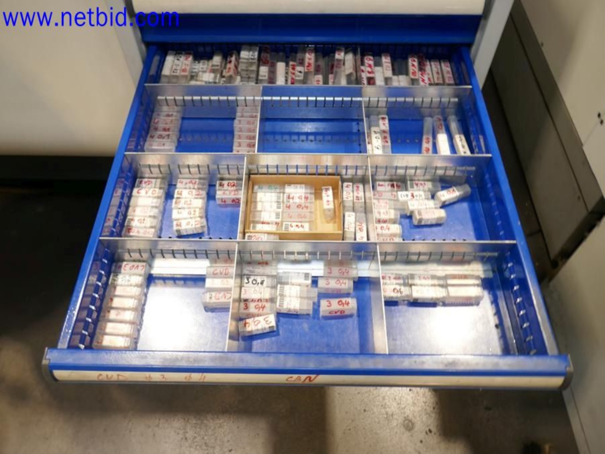 Machines from the toolmaking sector (CNC machining, grinding technology)-5