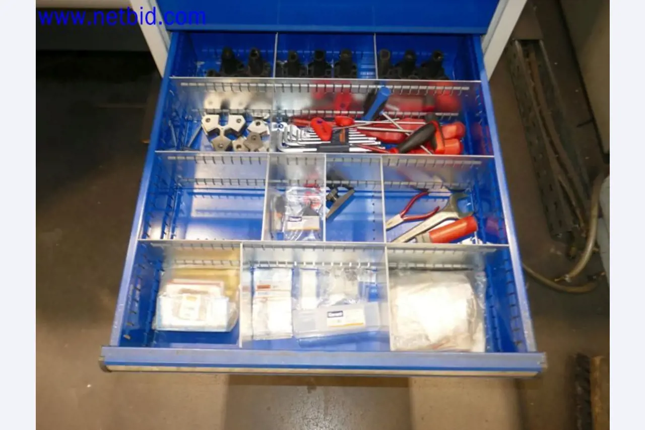 Machines from the toolmaking sector (CNC machining, grinding technology)-8