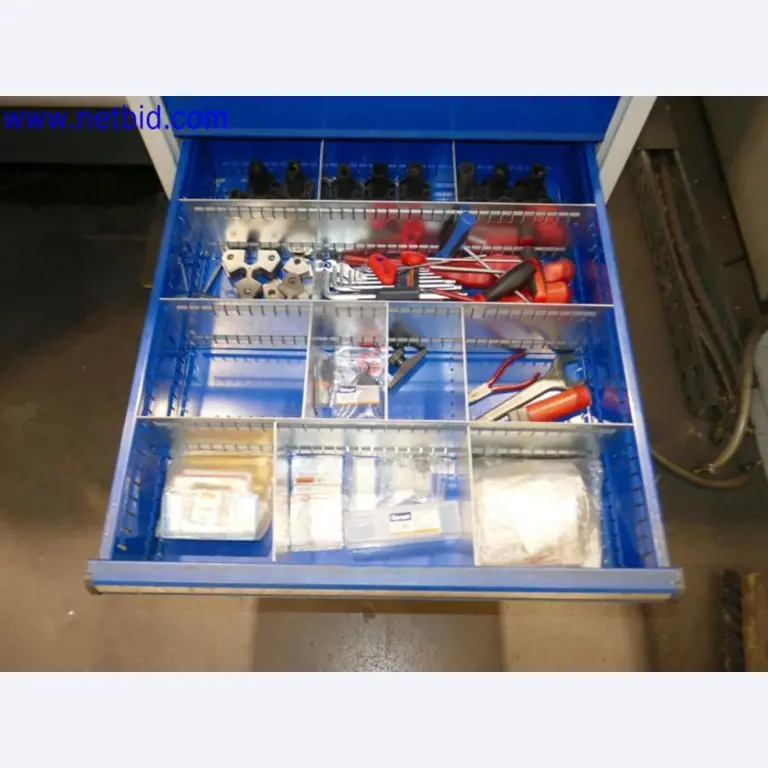 Machines from the toolmaking sector (CNC machining, grinding technology)-8