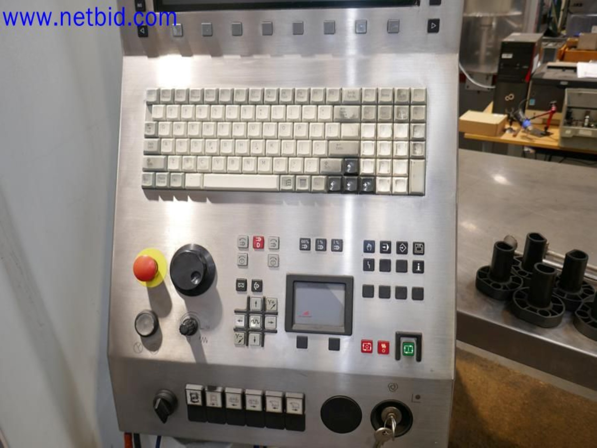 Machines from the toolmaking sector (CNC machining, grinding technology)-6
