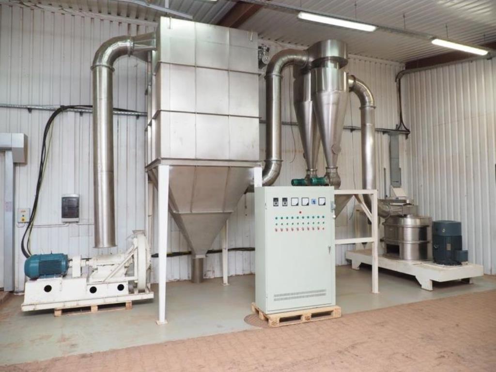 Well-maintained machines from the food industry-1