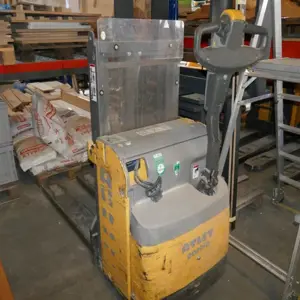 Electric pedestrian pallet truck (55) Atlet PSD125TN179