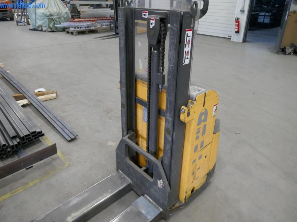 Maquinaria para contratos y montaje en taller-2