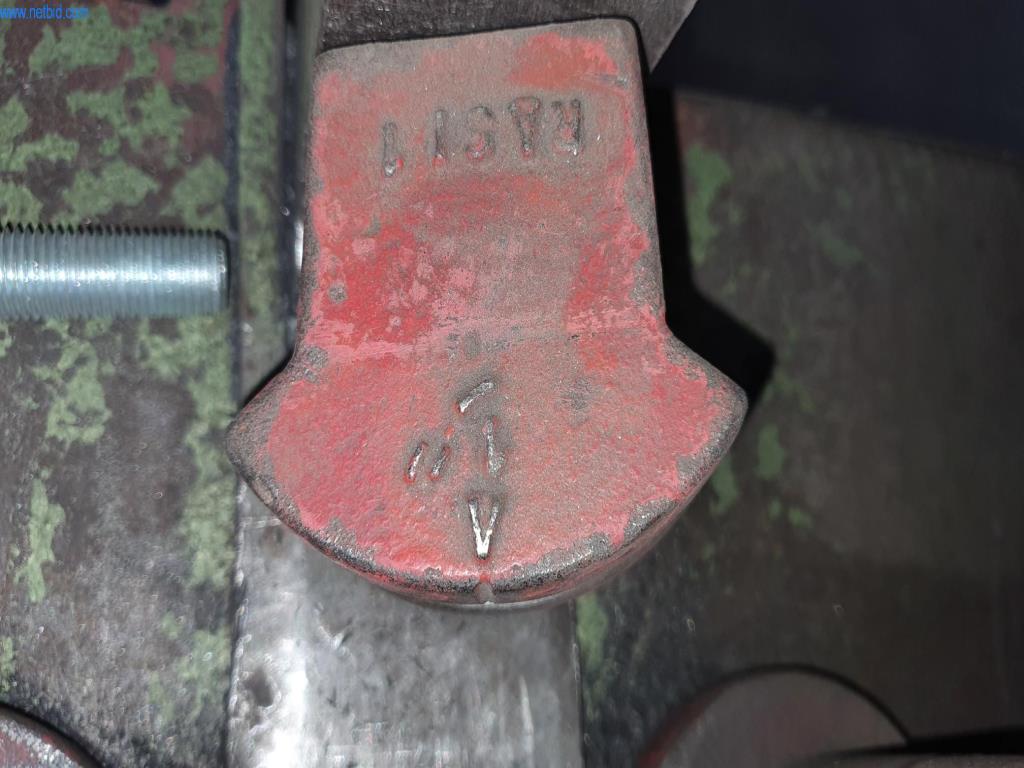 Maquinaria para contratos y montaje en taller-5