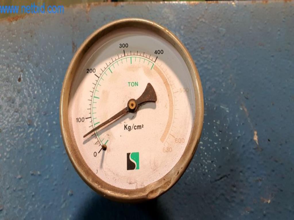 Maquinaria para contratos y montaje en taller-5