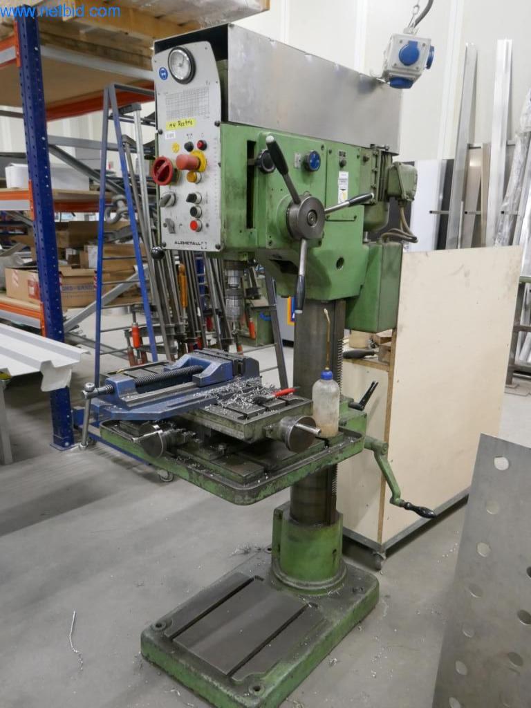 Maquinaria para contratos y montaje en taller-1