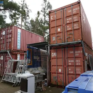 4 20´ overseas container