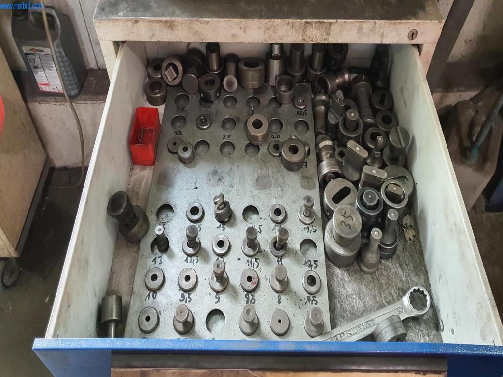 Maquinaria para contratos y montaje en taller-7